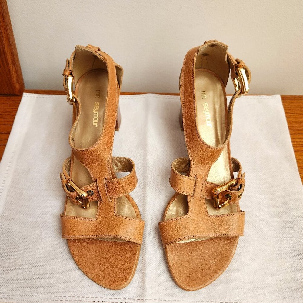 MR.SEYMOUR WONEN'S DISTRESSED LEATHER  SUMMER SHOES SIZE 8. NEW
